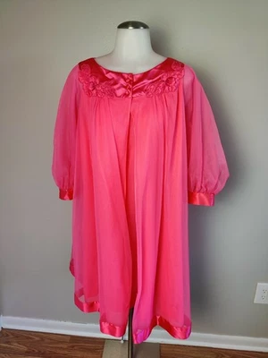 Vtg Gossard Artemis Bright Coral Chiffon Nightgown & Robe Set Size S Style 1101  - Image 1 of 4