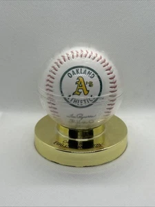 California Fresh Eggs Oakland A’s Athletics Sammlerstück Baseball im Etui selten - Bild 1 von 6
