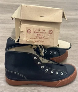 NOS Goodyear 1950s Chuck Taylor Style Rubber Shoes Vintage With Box Grail Cond! - Bild 1 von 11