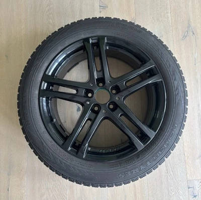 Alufelgen mit Winterreifen Nokian WR SUV 4- 225/55 R18 - Bild 1 von 4