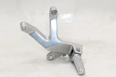 Peg traseiro esquerdo de passageiro Yamaha Yzf600r 2002 fabricante de equipamento original - Imagem 1 de 4