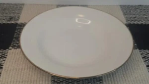 Gibson Everyday Porcelain 8" Gold Rim Soup/Salad Bowl - Picture 1 of 6