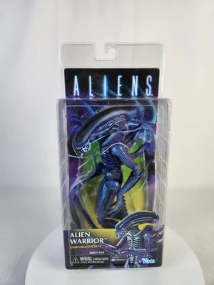 NECA Purple Aliens Alien Warrior Xenomorph Figure Club Exclusive 2019 Predator - Image 1 of 4