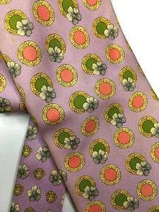 GIANNI VERSACE VINTAGE '90s BAROQUE RING MEDUSA TIE FLOWERS WHITE HIBISCUS PINK - Picture 1 of 12