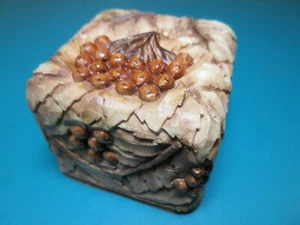 2" Russian Hand Carved Linden Wood Jewelry Trinket Box MOUNTAIN ASH ring made - Picture 1 of 10