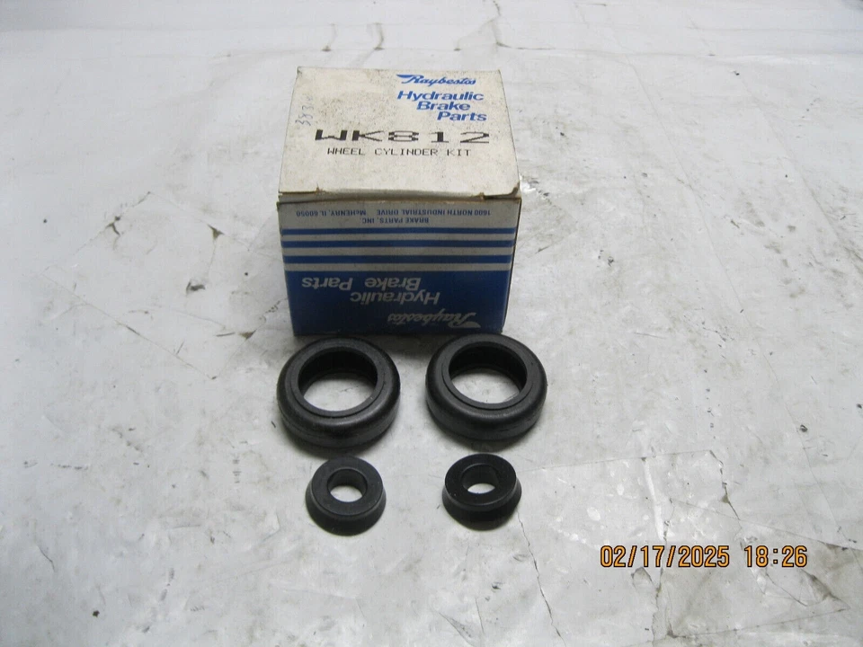 Partial Drum Brake Wheel Cylinder Kit Raybestos WK812 fits 65-68 toyota crown Foto 1 de 4