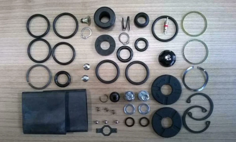 RockShox Service Kit Argyle RCT /Sektor Solo Air 2011 11.4015.026.000 - Bild 1 von 1