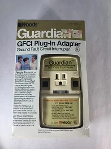 Adaptador enchufable Woods Guardian GFCI falla a tierra modelo 1651 nuevo en paquete - Imagen 1 de 13