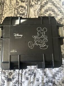 Étui rigide noir Invicta Disney édition limitée Mickey Mouse uniquement