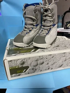 Burton Freesole Gray/blue freestyle Youth Snowboarding boots. Fast Shipping. - Picture 1 of 17