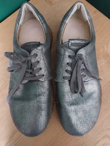 Birkenstock Silver Shoes Size 5.5 39 Womens Regular Fit - Picture 1 of 8