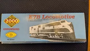 Proto 2000 HO EMD E7 diesel, DUMMY, Penn Central #4210, decent paint job. - Picture 1 of 8