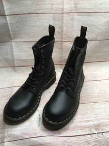 Botas negras Dr. Martens para mujer talla 9 US L - Imagen 1 de 7