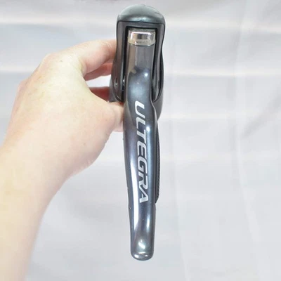 Shimano Ultegra Di2 6770 ST-6770 LEFT/FRONT Electronic STI Shifter, 8/10 VG - Image 1 of 4