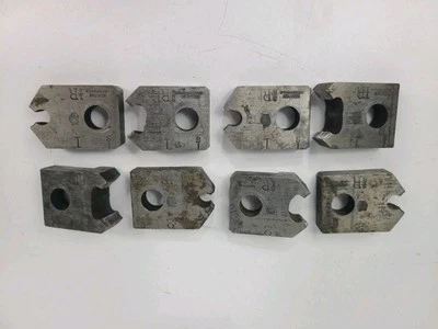 Vintage Armstrong Pipe Thread Adjustable Dies Mixed Pieces Lot Of 8 - Image 1 of 4