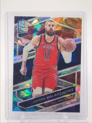 JONAS VALANCIUNAS 2023-24 SPECTRA NBA BASKETBALL ASTRAL PELICANS /49 Q1219 - Image 1 of 2