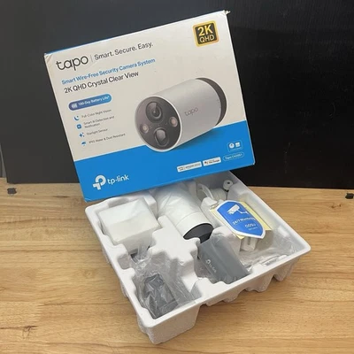 Tapo - 2K QHD Crystal Clear View Smart Security Camera with Hub - Model: C420S1 - Image 1 of 4