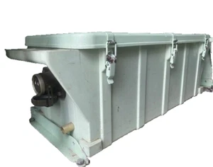 BW Batteriekasten 24 V Natosteckdose Batteriebehälter Bundeswehr Shelter Batteri - Bild 1 von 4
