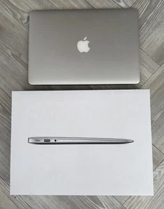 APPLE MACBOOK AIR 13.3" 1.6GHz CORE i5 256GB (2015 VERSION) -GOOD COND. WITH BOX - Picture 1 of 13
