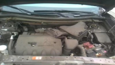 Pinza de freno de disco delantera derecha usada se adapta a: Mitsubishi Outlander 2016 delantera delantera Foto 1 de 4