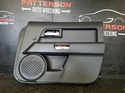 Toyota FJ Cruiser 2007 puerta del pasajero delantero panel interior gris/negro Foto 1 de 4