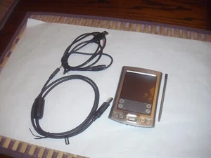 Palm Tungsten E Organisateur Portable avec Câbles de Données et de Charge, Stylet - Photo 1 sur 6