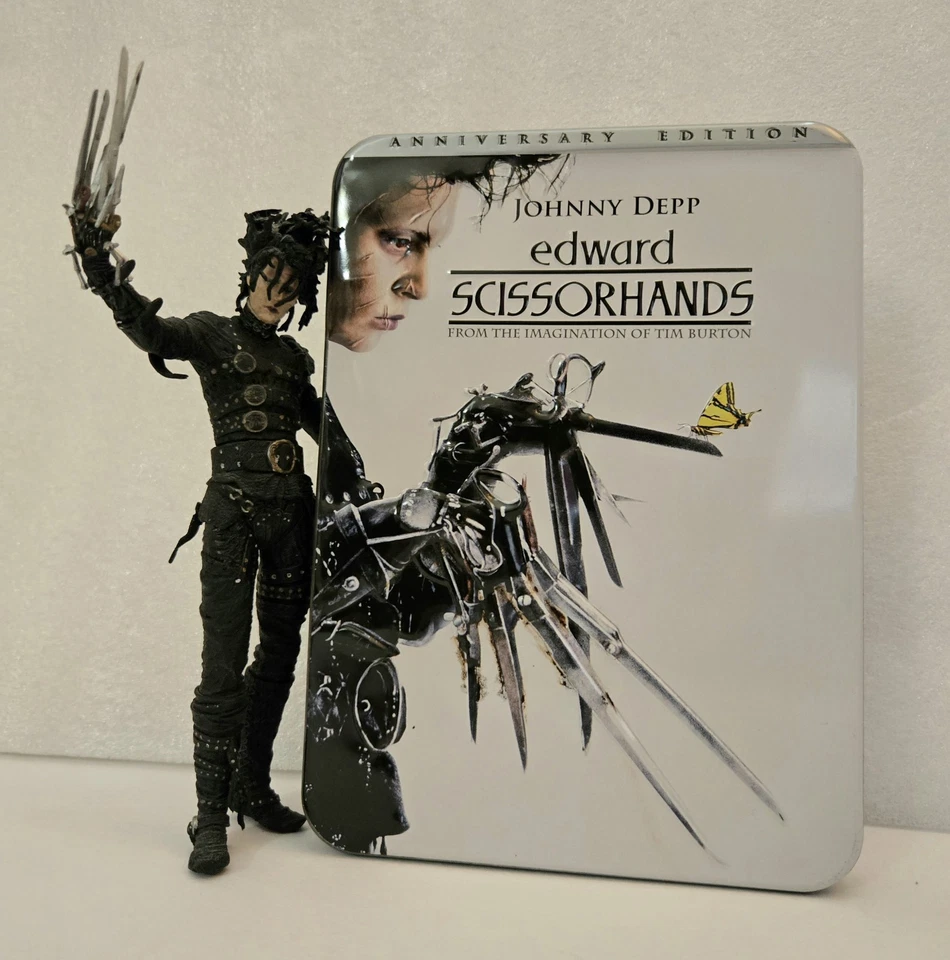 EDWARD SCISSORHANDS Action Figure (McFarlane) + 25th Anniversary Edition DVD Tin - Image 1 of 4