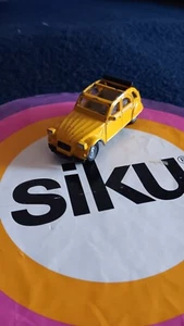 siku 1032 Citroen 2CV Gelb offen - Bild 1 von 7