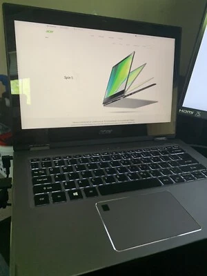 Portátil Acer Spin 5 13" Intel i5-8250U CPU 8GB RAM 256GB SSD Foto 1 de 4