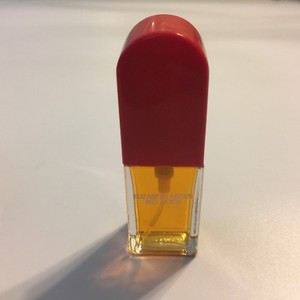 Mini Red Door by Elizabeth Arden 0.38 oz Perfume for Women 95% Available