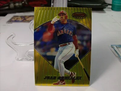 1996 Bowman's Best  #58 - Juan Gonzalez - Texas Rangers   96-107 - Image 1 of 2