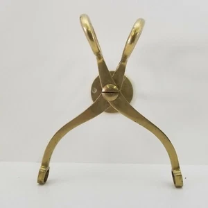Vintage Solid Brass Wall Mount Ice Block Tongs Figurative Toilet Paper Holder. - Picture 1 of 10