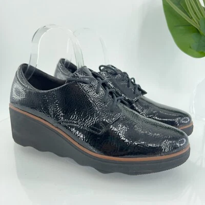 Clarks Women's Mazy Hyannis Oxford Size 10 Platform Lace Up Wedge Black Patent - Image 1 of 4