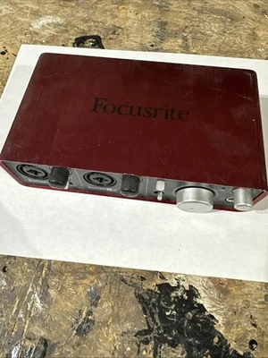 Focusrite Scarlett 2i4 Digital Recording Interface. USB Included - Image 1 of 4