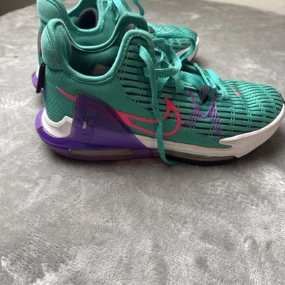 Nike Lebron Witness Green & Purple Athletic Shoes Size 7 - Image 1 of 4