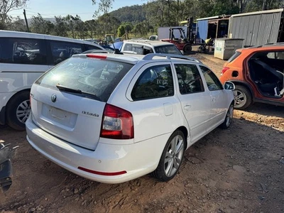 SKODA OCTAVIA 1Z, PETROL, FWD, 01/04-10/13 FUEL TANK Petrol Station Wagon - image 1 of 4