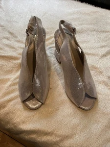 Moda in Pelle Larya Peep Toe Sling back Sandals Silver Size 5 Brand New - Picture 1 of 3