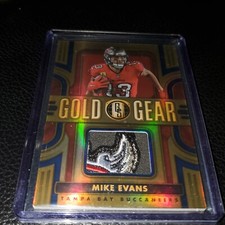 2023 Gold Standard Mike Evans Patch Gold /10 Buccaneers 