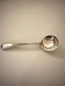 STERLING PAT 1923 SOUP SPOON 32 GRAMS VERY DETAILED - Picture 1 of 7