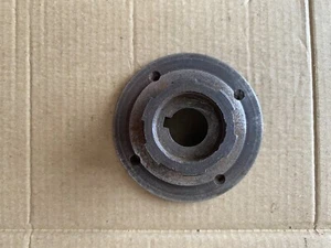 ORIGINAL TRIUMPH UNIT CLUTCH CENTRE HUB. - Picture 1 of 4