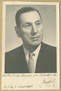 Juan Peron (1895-1974) - President of Argentina - Nice signed photo - 1965 - COA - Picture 1 of 2