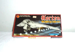 Pioneer 2 German WWII Horten Ho-229 A-1 Flying Wing Modellflugzeug Bausatz - Revell - Bild 1 von 1