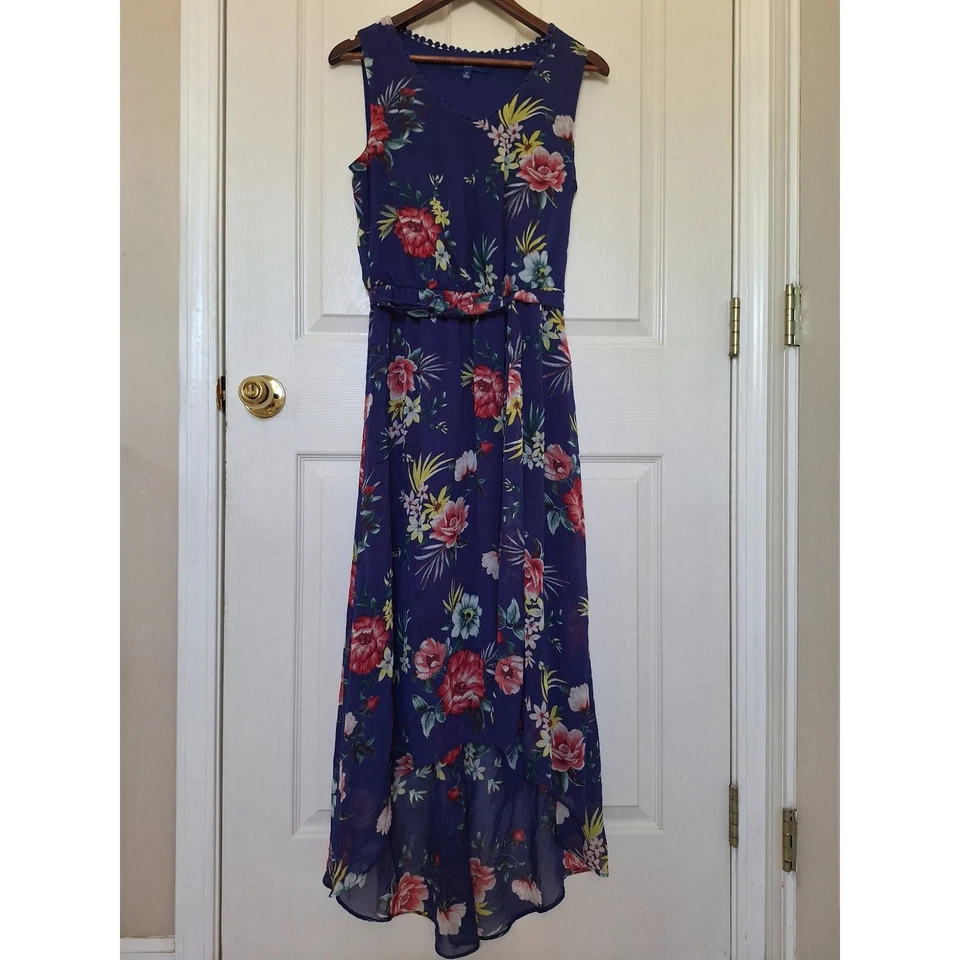 Apt. 9 Women Blue Floral Round Neck Tier Smocked High-Low Maxi Dress Size M - Image 1 of 4