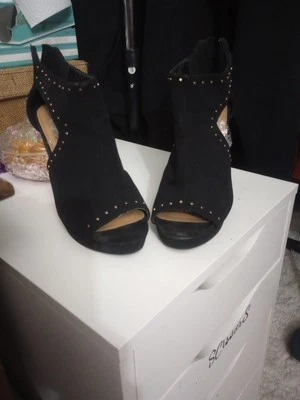 Women's Sandals Size 8 Suede - Image 1 of 4