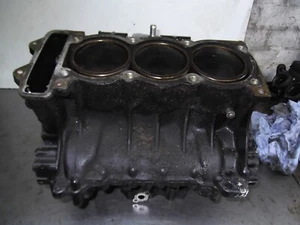TRIUMPH TIGER 1050 CRANKCASES + BARRELS + PISTONS TIGER 1050 2007-2012 - Picture 1 of 10