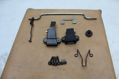 1995 HONDA GL1500 GOLDWING (#407) LEFT SADDLE BAG CATCH LATCH RELEASE - Image 1 of 4