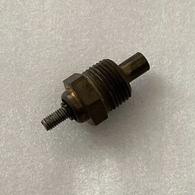 Engine Coolant Temperature Sender Niehoff FF-134H - Image 1 of 2