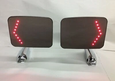 Par de espejos retrovisores exteriores cromados intermitentes LED rectangulares cuadrados para camión Foto 1 de 4
