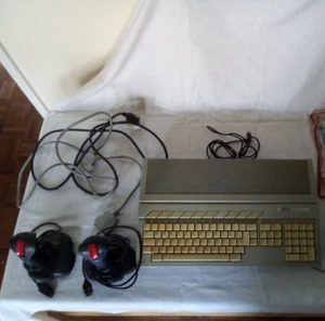AtariST 1040 Computer. Working. - Picture 1 of 4