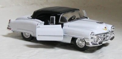 1953 CADILLAC ELDORADO  1:43 SCALE DIECAST WHITE/BLACK WELLY 42356 EXCELLENT - Image 1 of 4